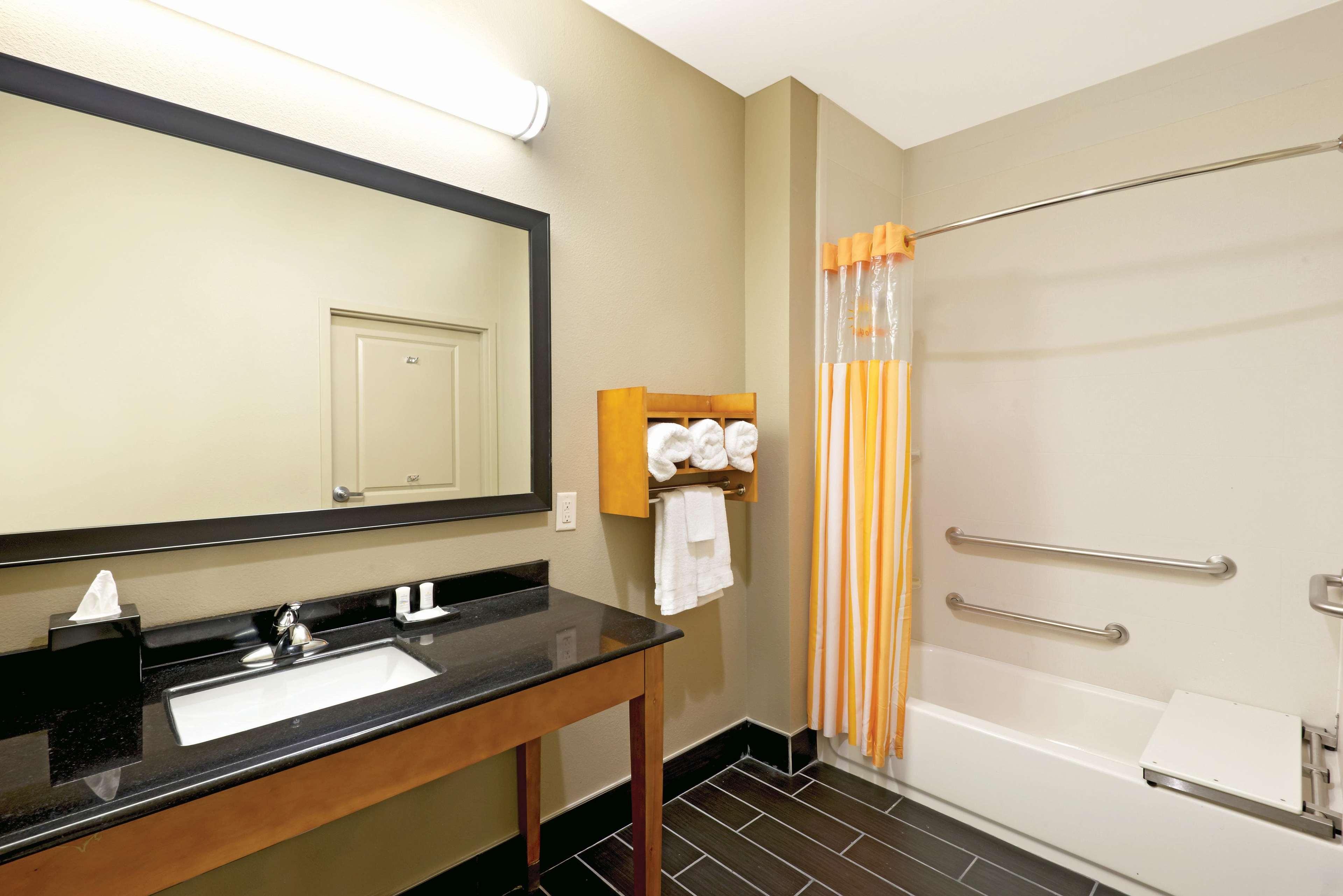 Spark By Hilton Little Rock West Exteriér fotografie